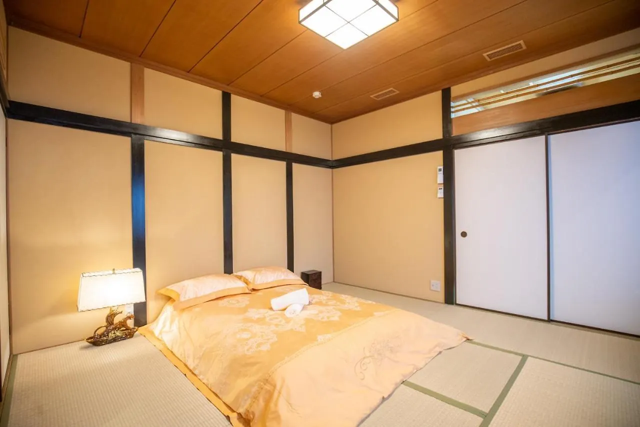 谷町君・星屋・1919福屋 Вилла Осака
