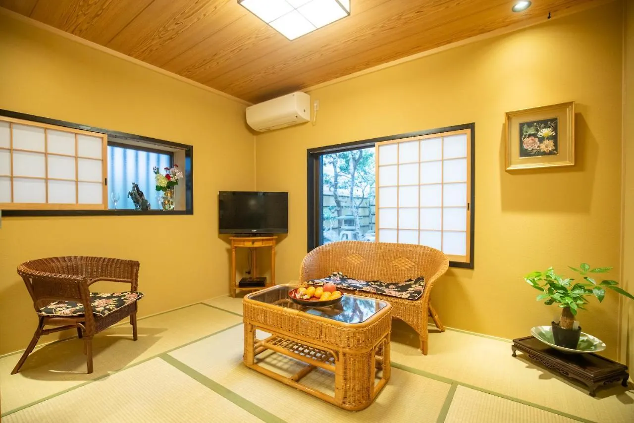谷町君・星屋・1919福屋 Вилла Осака